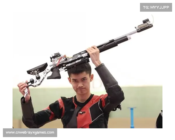 盛李豪彭鑫露气步枪混团资格赛创世界纪录屈居亚军展现强大实力